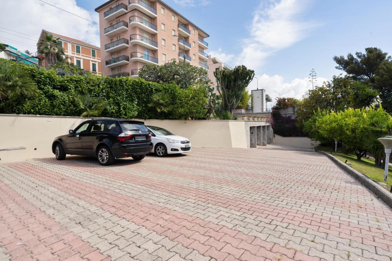 Sanremo Flat With Private Parking And Netflix Apartment Exterior photo